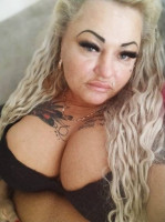 MILF PAMELA Neu:  Naturgeile Ungarin hat so richtig Feuer im Blut. Chemnitz, Balkangirls, Sex in Chemnitz, kleine Schmusekatze 
