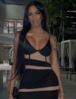 Brandneu:  Ryhanna Party Ryhanna Party mit großer Kl*t*ris anfängerin, anal, jung, osteuropäisch, dicke titten, kurvig, sexy 
